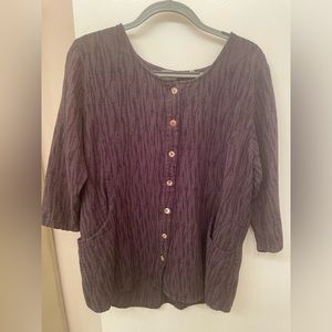 Soft Surroundings 2X gray black button- down shirt w/side pockets & pleated back